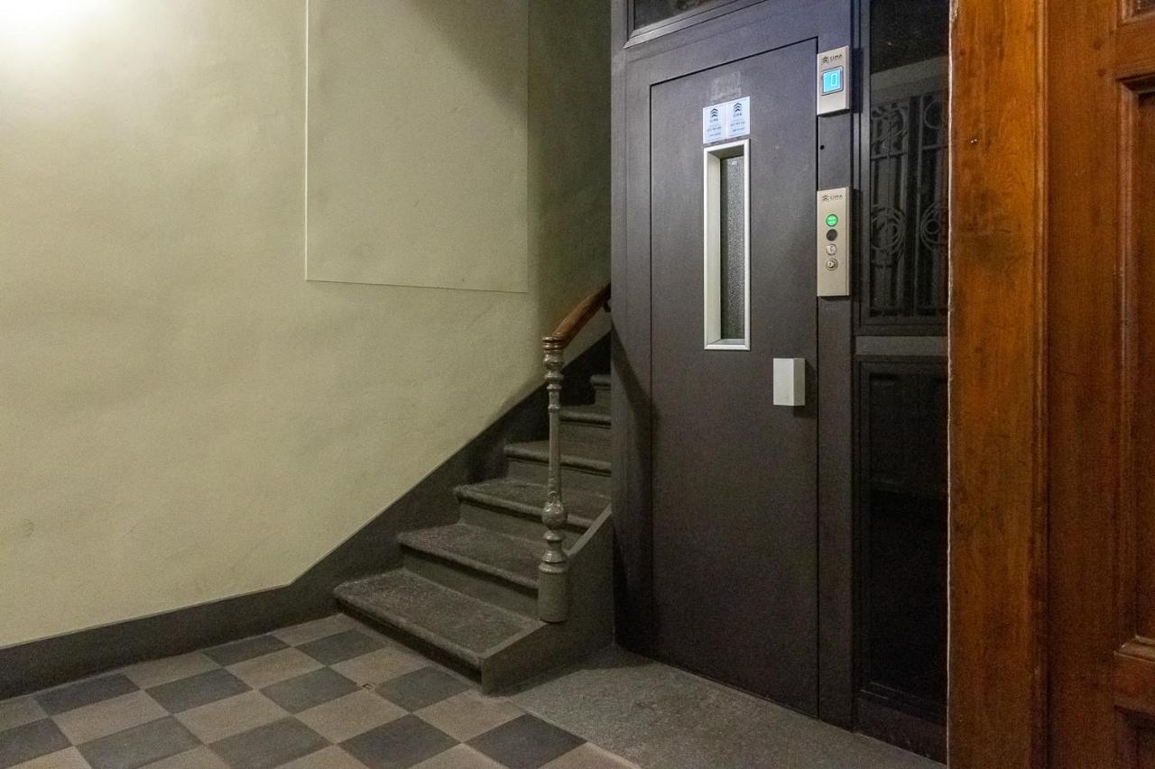 Apple House Al Duomo By Wonderful Italy Apartment Turin Ngoại thất bức ảnh